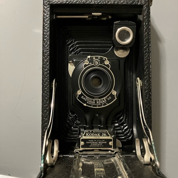 Kodak Junior No. 2c Autographic Black Classic Folding Film Camera - Picture 12 of 16